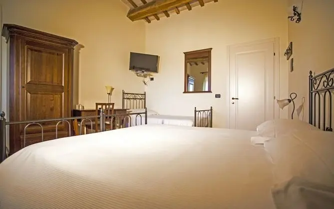 Tek Büyük Yataklı Oda, Tepe Manzaralı