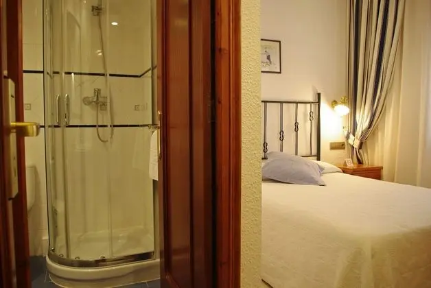 Tek Kişilik Oda (Interior)