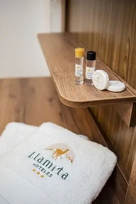 Superior Oda, 1 Büyük (Queen) Boy Yatak, Havuz Manzaralı