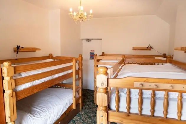 Standard Oda, Birden Çok Yatak (3 bunk beds)
