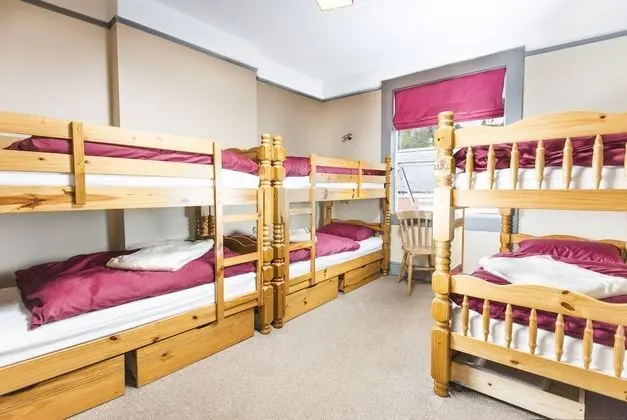 Dört Kişilik Oda, Özel Banyo (Private Room Sleeps Max 6)