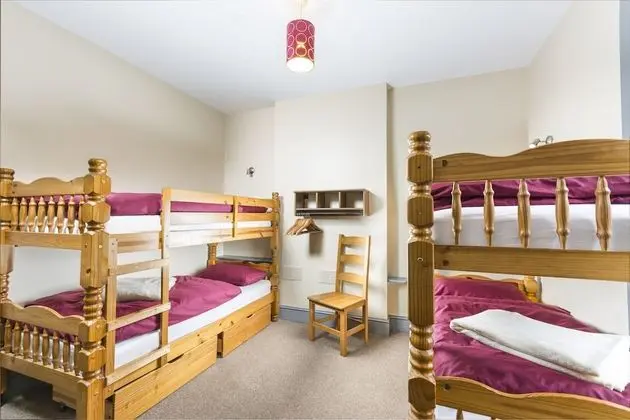 Exclusive Ev, Banyolu/Duşlu (Whole Hostel)