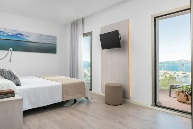 Superior Tek Büyük Yataklı Oda, Balkon, Deniz Manzaralı