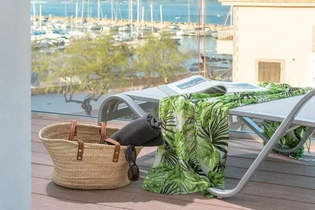 Superior Tek Büyük Yataklı Oda, Balkon, Deniz Manzaralı