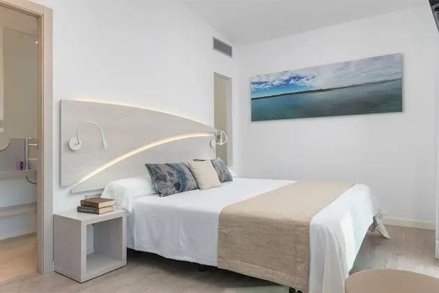 Superior Tek Büyük Yataklı Oda, Balkon, Deniz Manzaralı