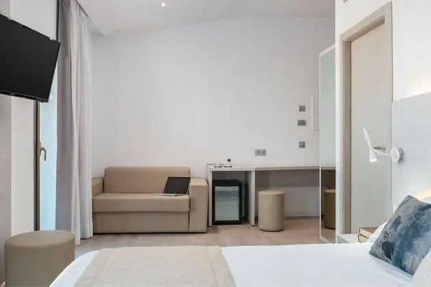 Superior Tek Büyük Yataklı Oda, Balkon, Deniz Manzaralı