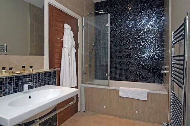 Tek Büyük Yataklı Oda, 1 En Büyük (King) Boy Yatak, Balkon, Deniz Manzaralı