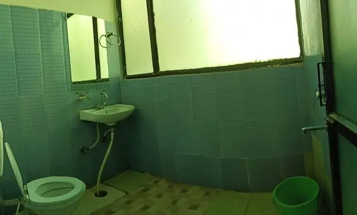 Standard Tek Büyük Yataklı Oda (Non AC)