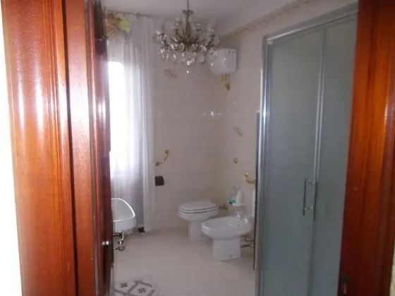 Tek Büyük Yataklı Oda, Özel Banyo (External)