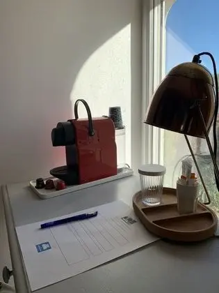 Standard Tek Büyük Yataklı Oda, Banyolu/Duşlu, Bahçe Manzaralı (Suzanne, 2em étage)