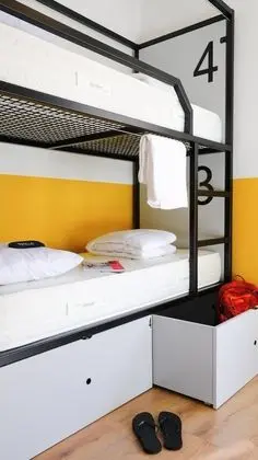 Ortak Ranzalı Oda, Sadece kadınlar için (6-bed Dorm)