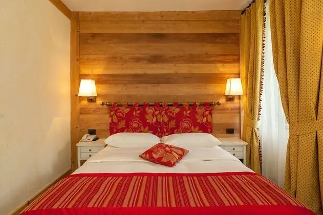 Comfort Tek Büyük Yataklı Oda