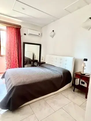 Deluxe Oda, 1 Çift Kişilik Yatak