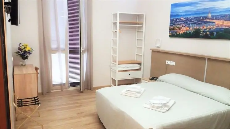 Üç Kişilik Oda