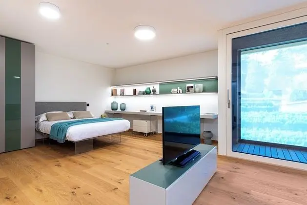 Panoramic Tek Büyük Yataklı Oda