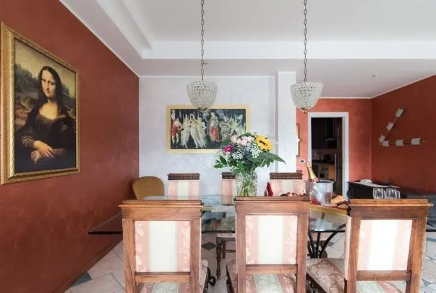 Apart Daire, 2 Yatak Odası, Göl Manzaralı