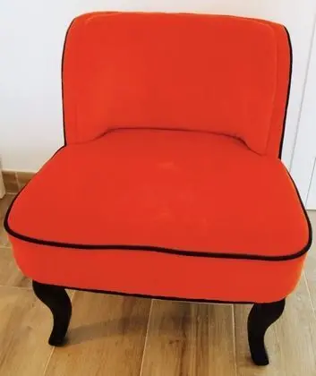 Tek Büyük Yataklı Oda, Havuz Manzaralı (Red/Roja/Rouge)