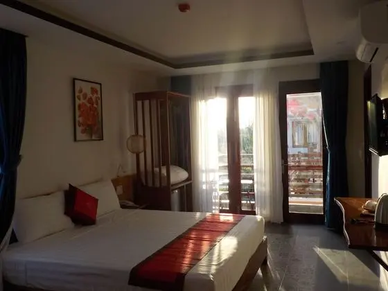 Deluxe Tek Büyük Yataklı Oda