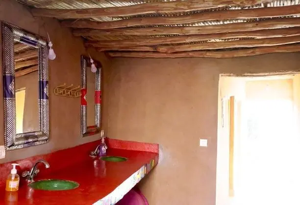 Traditional Oda (Acacia)
