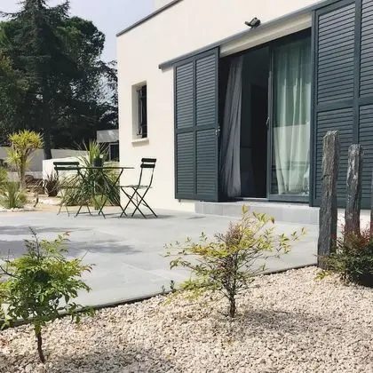 Superior Oda, Bahçe Manzaralı (Olivier)