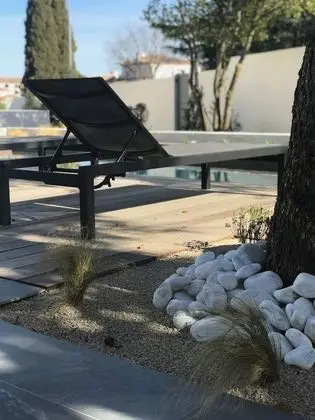 Superior Oda, Havuz Manzaralı (Cèdre)