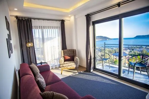 Apart Oda, Deniz Manzaralı, Balkonlu