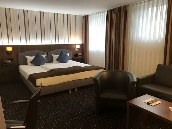 Comfort Tek Büyük Yataklı Oda