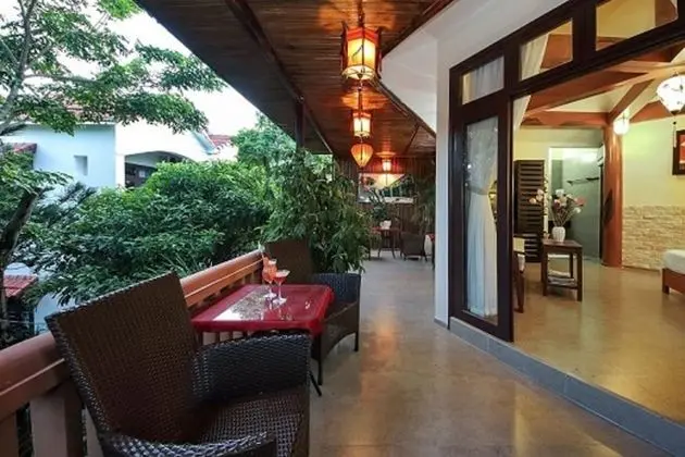 Junior Oda, Bahçe Manzaralı