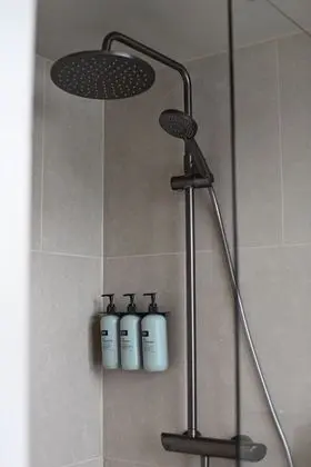 Comfort Tek Büyük veya İki Ayrı Yataklı Oda