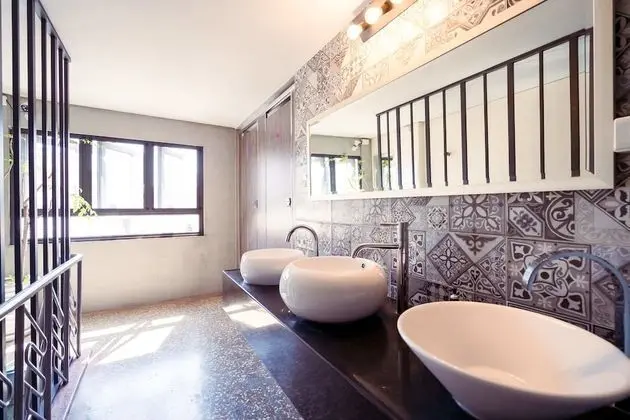 Dört Kişilik Oda, Ortak Banyo (4 People)