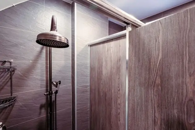 Dört Kişilik Oda, Ortak Banyo (4 People)