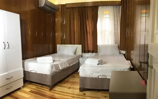 Economy Twin Room