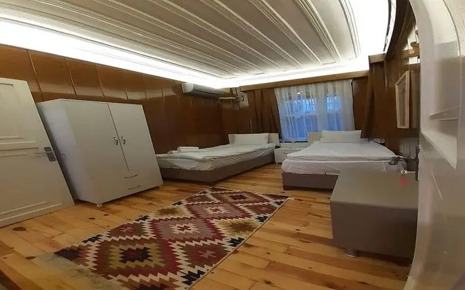 Economy Twin Room