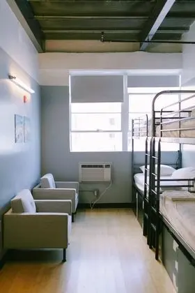 Ortak Ranzalı Oda, Sadece erkekler için