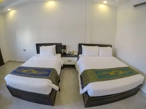 Deluxe Twin Room with Bathtub