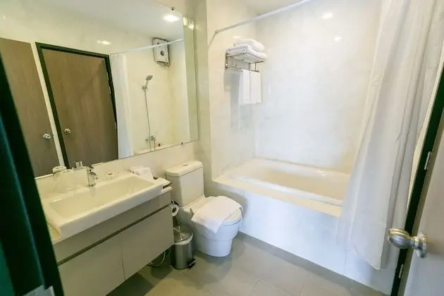 Deluxe Süit, 1 Yatak Odası, Küvet, Şehir Manzaralı