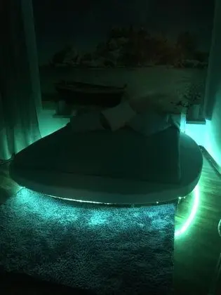 Comfort Oda, 1 Büyük (Queen) Boy Yatak