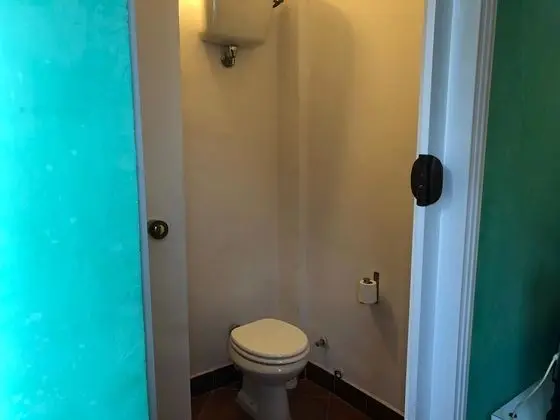 Üç Kişilik Oda