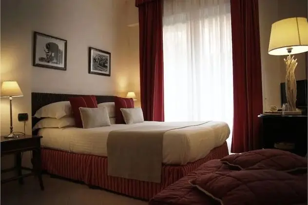 Standard Tek Büyük Yataklı Oda
