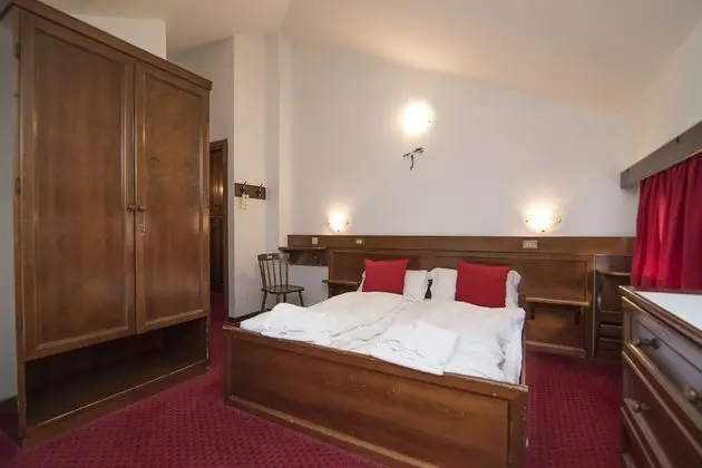 Üç Kişilik Oda (n°203)