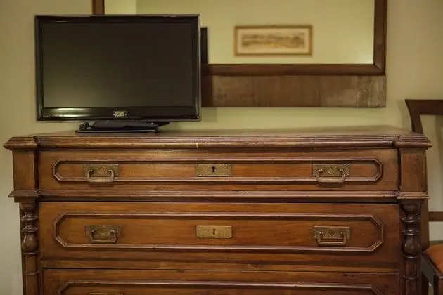 Classic Tek Büyük Yataklı Oda