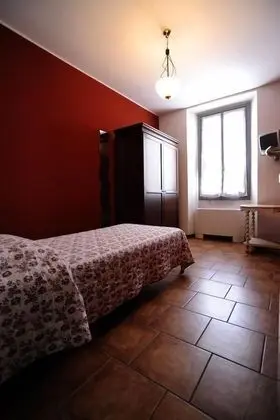 Tek Kişilik Oda, Ortak Banyo