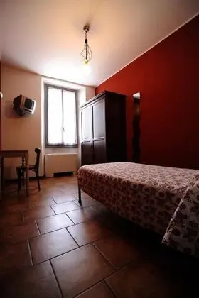 Tek Kişilik Oda, Ortak Banyo