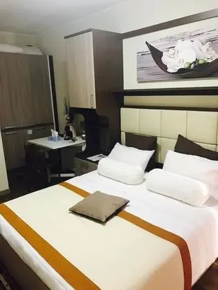 Tek Büyük Yataklı Oda