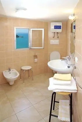 Tek Büyük Yataklı Oda, Deniz Manzaralı