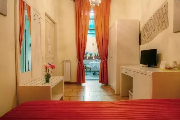 Tek Büyük veya İki Ayrı Yataklı Oda