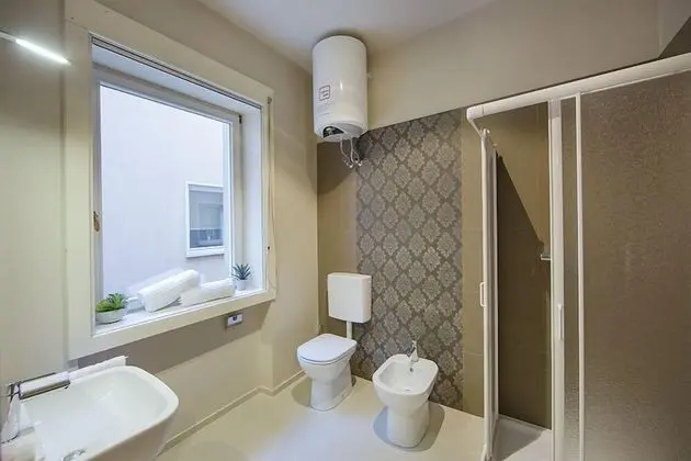 Superior Üç Kişilik Oda, Küçük Mutfak, Şehir Manzaralı