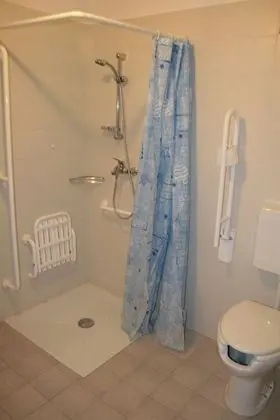 Family Dört Kişilik Oda, 2 Yatak Odası, Engellilere Uygun, Ortak Banyo