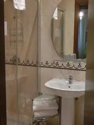 Classic Tek Büyük Yataklı Oda