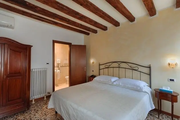 Classic Üç Kişilik Oda